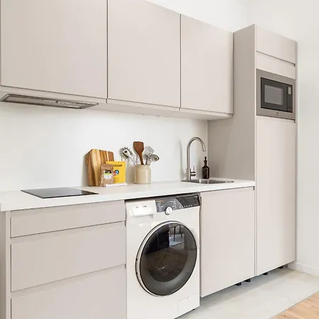 Bright & Charming 1 Bedroom Διαμέρισμα