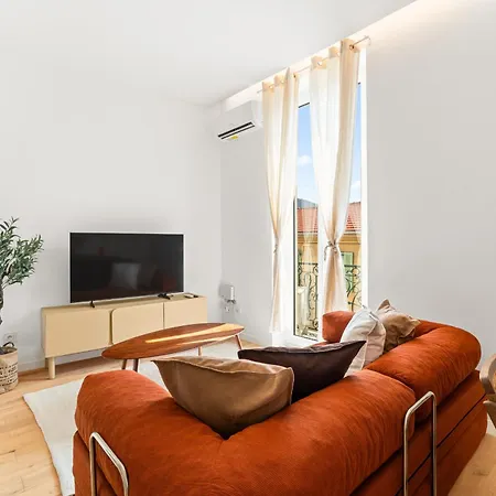 Bright & Charming 1 Bedroom Διαμέρισμα *