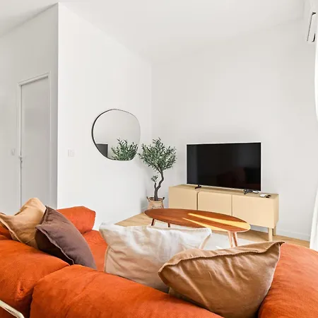 Bright & Charming 1 Bedroom * Νίκαια
