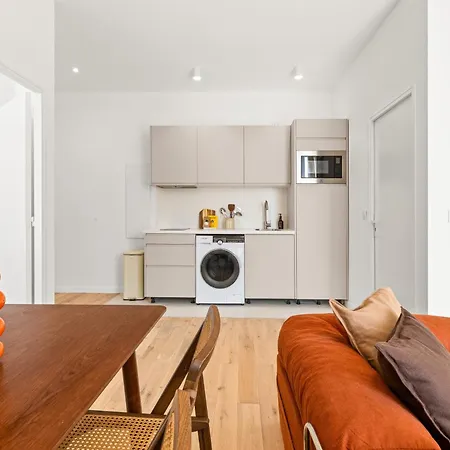 شقة Bright & Charming 1 Bedroom *